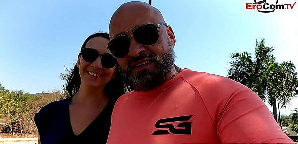 trendsERST FLIRTEN DANN FICKEN - Echtes EroCom Date im Urlaub mit deutscher Schlampe POV